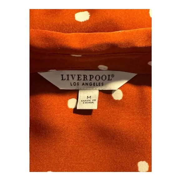 NEW Liverpool Women’s Medium Flap Pocket Button Front Woven Blouse NWT - Picture 4 of 9